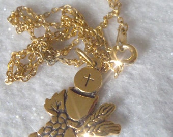 Vintage COMMUNION Pendant, First Holy Communion Necklace