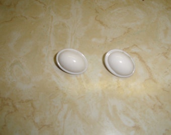vintage clip on earrings white lucite oval