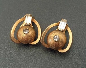 Space Age Clip On Earrings, Rhinestone Earrings on Gold Tone, Vintage Jewelry, Atomic Jewelry, Retro Jewelry