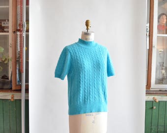 Vintage robins egg blue ANGORA wool sweater top