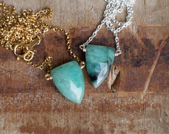 Emerald Necklace, Dagger Necklace, May Birthstone Necklace, Birthday Gifts for Her, Emerald Pendant, Emerald Jewelry, Dainty Necklace