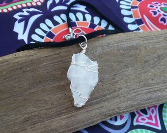 Natural Quartz. wire wrapped pendant. Quartz necklace. Crystal quartz. Healing stone. Raw Quartz. quartz jewelry. Wire wrapped Quartz.