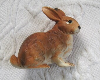 rabbit figurine . porcelain rabbit figurine . vintage easter bunny figurine . easter bunny . lefton rabbit figurine . lefton bunny