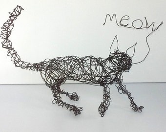 Unique Wire Cat Sculpture Unique Wire Cat Sculpture