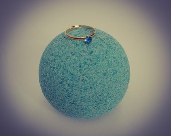 Surprise Birthstone Ring Bath Bomb