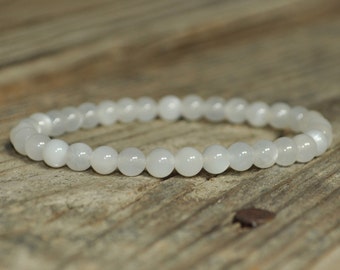 Moonstone Mala Bracelet, Meditation Bracelet, Gemstone Therapy, Crystal Healing, Yoga Bracelet, Wrist Mala, Reiki, Fertility, Childbirth