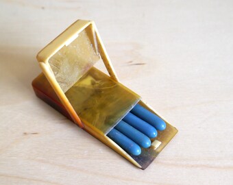 1930’s manicure, nail care set in marbled cellulose plastic, art deco