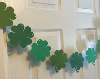 Clover Garland - Shamrock Banner - St. Patricks Day - Party Decoration - Irish Party - St Pattys Day - Shamrock garland - Irish Theme