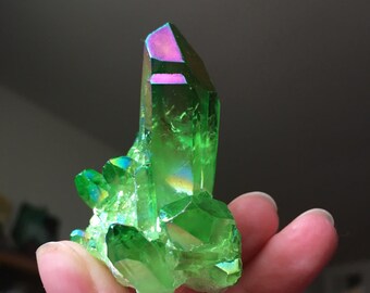 Juicy Green Apple Aura Quartz Crystal Cluster Specimen • Chakra || Reiki || Spiritual Healing Wiccan • Altar Space • Love • Beauty ~ 48 gram