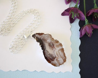 Geode Necklace Silver, Crystal Necklace, Geode Agate Slice, Boho Jewelry, Druzy Pendant, Natural Geode, GS90