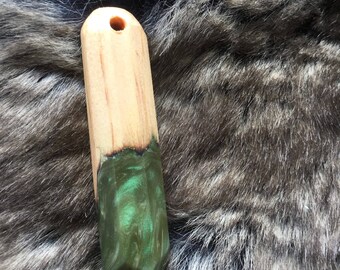 Green resin pendant