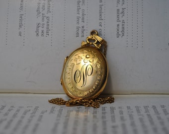 Vintage Locket, Gold Filled - 1950s Mid Century Gold Filled Locket, Free Shipping