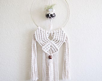 Daydream Catcher Macrame Planter