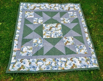 Quilt, throw quilt, lap quilt, floral quilt, star quilt, sofa quilt, quilted blanket, floral quilt, bedding