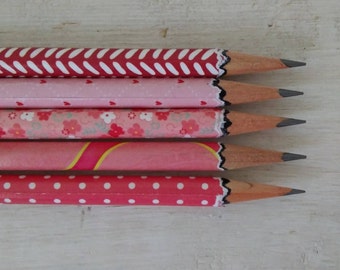 Hand wrapped pencils/ Love set / love/ Valentines/ Children Books/ girls/ Graphite pencil/ HB 2/ office supplies/ Gift set