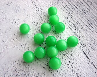 Vintage lucite neon green moonglow beads qty 12