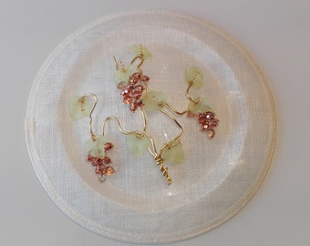 Fascinator "In the winery" Grapes Winogrona Trauben Vine Wino Wein Leafs Liście Blätter Ascot Derby Pferderennen