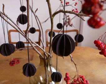 3 paper balls black paper pendant