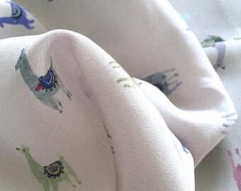 Mini Llama 100% crepe de Chine, pure Silk.