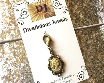 Cameo TN Charm, Junk Journal Charm, Traveler's Notebook Charm, Cameo Charm, Cameo Zipper Pull, Planner Charm, Bible Charm, Purse