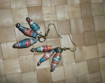 cluster of blue paper beads