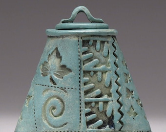 Small ceramic vessel,Lidded Jar,Home Decor, Nature Inspired, hand made, glazed patina finish, one of a kind
