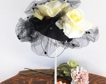 Vintage 1980s Black Straw Fascinator Hat With Birdcage Veil Silk Flowers / Chapeau Creations Ruth Kropveld Chenille Dots Sequins / Millinery
