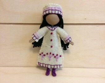 Emily - Miniature doll - Bendy doll - Faceless doll - Dollhouse doll - Pocket doll - Waldorf doll - Montessori toy