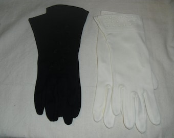 Vintage Ladies Gloves Black or White