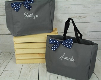 Set of 3 Bridesmaid Tote Bags, Maid of Honor Tote, Personalized Bridesmaid Bags, Bridal Party Bridesmaid Gifts, bridesmaid gifts on a budget