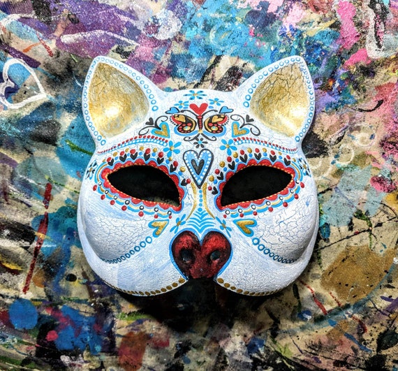 White Cat: Hand painted plastic cat mask Cat face Masquerade mask