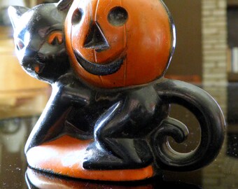 1950s Rosbro Plastics (Providence, R.I.) Halloween Cat & Pumpkin Mini Candy Holder--2-1/2" High x 3-3/4" Long x 1-1/4" Wide
