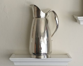 Vintage Silverplate Water Pitcher Reed and Barton 5485 with Ice Lip 48 oz Barware Drinkware 1950s
