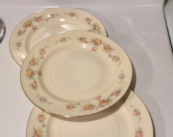 Homer Laughlin Georgian Eggshell Dinner Plate