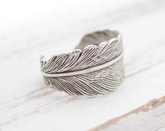Silver Feather Ring, Feather Jewelry, Gifts Under 20, Trending Jewelry, Adjustable Feather Rings, Unique Jewelry, Cute Feather Rings