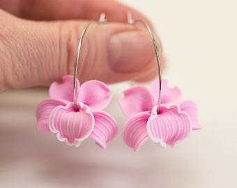 Pink Orchid Earrings. Pink flower earrings. Flower hoop earrings. Polymer clay jewelry. Pink Earrings. Hoop earrings Pink bridesmaid jewelry