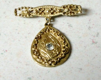 Vintage Rhinestone Gold Tone Brooch/ Pin