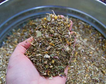 Organic Chicken Herbal Coop & Nesting Box Blend