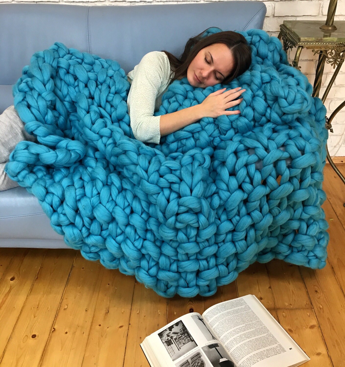 Super Chunky Blanket in Pearl pattern Chunky knit blanket