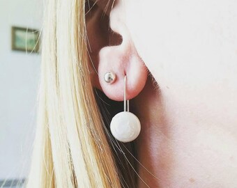 Minimalist sterling silver and freshwater pearl coin earrings. White coin pearl earrings. Sterling Silver and Pearl Drop Earrings.