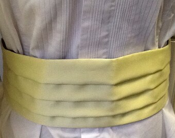 Original Vintage 1970s Men's Pale Yellow Satin Cummerbund