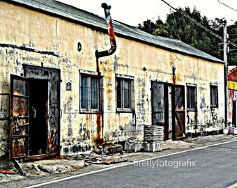 Decrepit warehouse, unnamed town, Korea