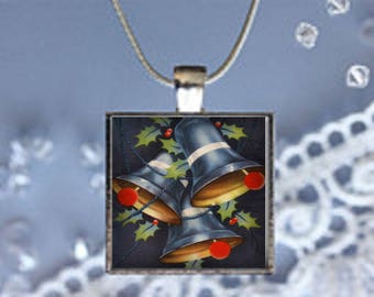 Pendant Necklace Christmas Scene