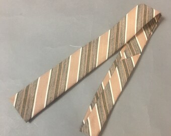 Vintage skinny tie / vintage tie / striped tie / skinny tie