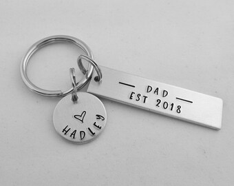 DAD EST Personalized Custom New Dad Hand Stamped Keychain - First Time Dad - Pregnancy Reveal - First Father's Day - Gift for Dad - Daddy