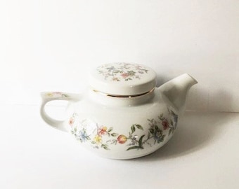 Andrea Sadek Corona Single Serve Teapot