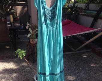 VINTAGE TURQUOISE GAUZE DRESs