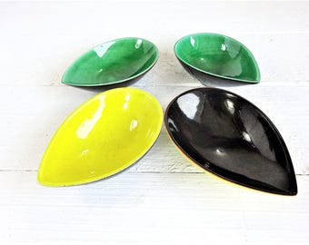 Vintage Locarno Teardrop Shape Serving Bowls