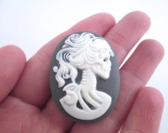 Grey 30x40mm skeleton cameo cabochons