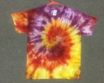 Youth Medium Tie Dye T-Shirt #Y010 - Spinner